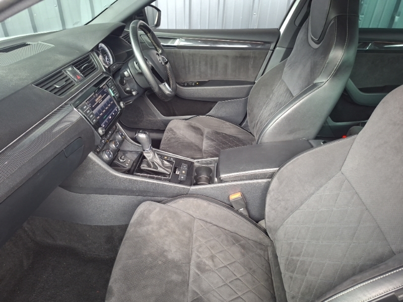 Skoda Superb 2.0 Tsi Sport Line Dsg White #5