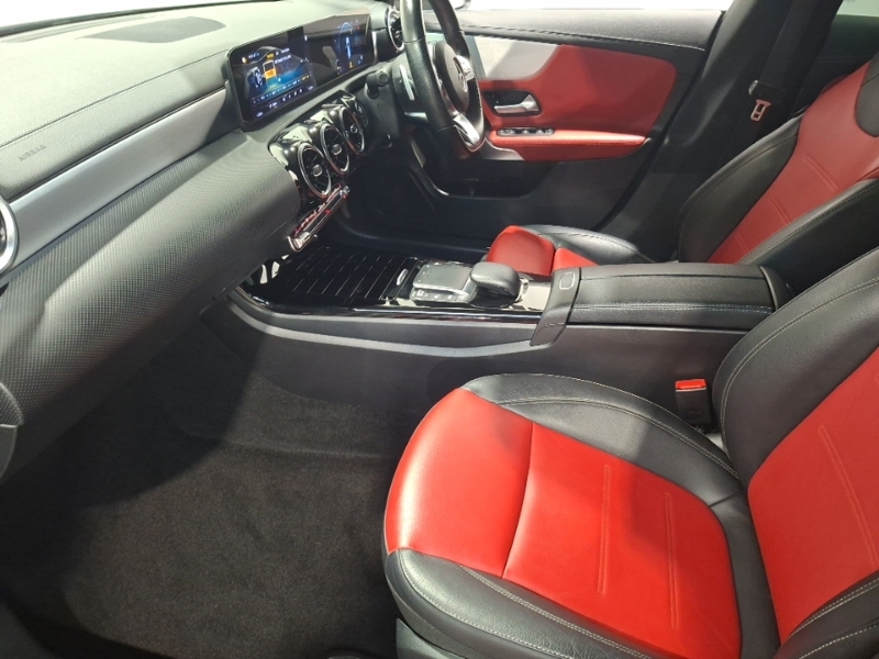 Mercedes-Benz CLA Class Cla 200 Amg Line Tip Black #5