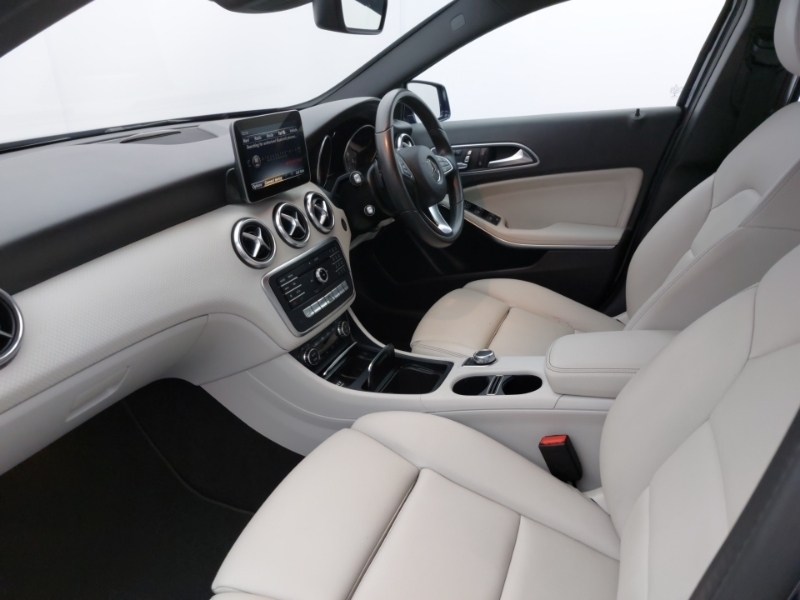 Mercedes-Benz A Class A160 Sport Premium Plus Blue #5