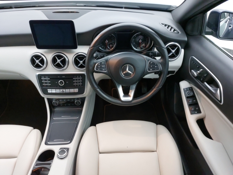 Mercedes-Benz A Class 2.1 A220d Motorsport Edition Premium 7G-dct Euro #8