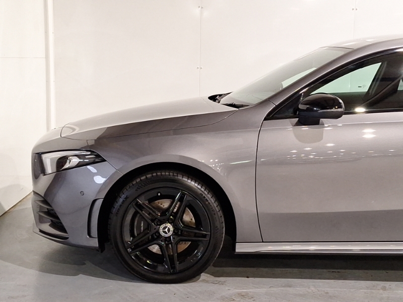 Mercedes-Benz A Class 1.3 A180 Sport Edition Executive 7G-dct Euro 6 Red #19