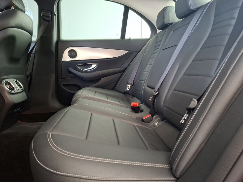 Mercedes-Benz E Class E220d Se 9G-tronic Black #6