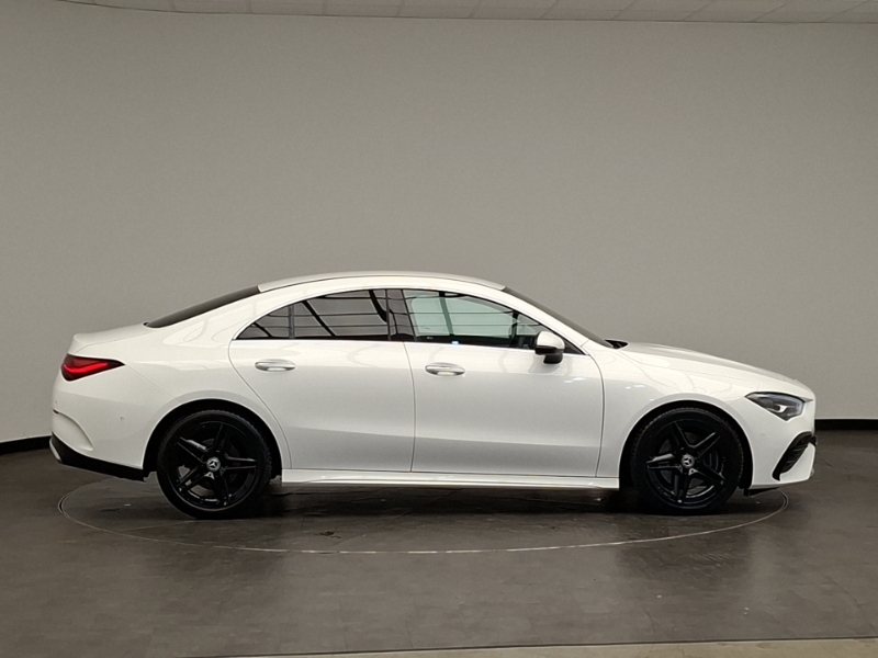 Mercedes-Benz CLA Class Cla 200 Amg Line Executive Tip White #3