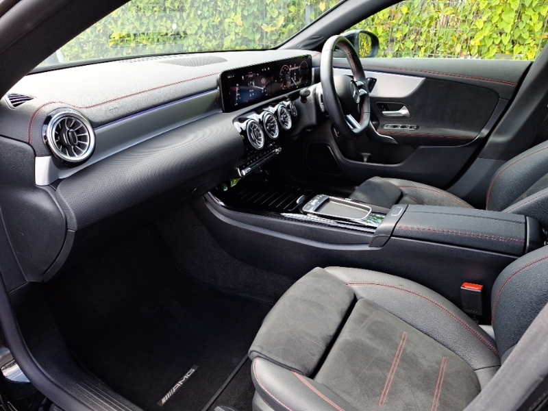 Mercedes-Benz CLA Class Cla 220D Amg Line Premium Tip Black #5