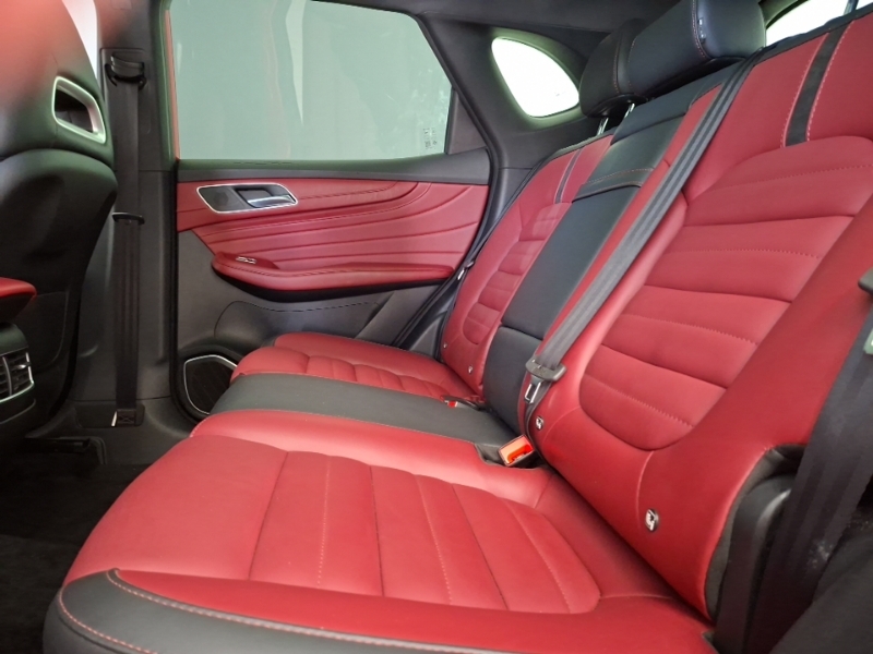 MG HS 1.5 T-gdi Exclusive Red #6
