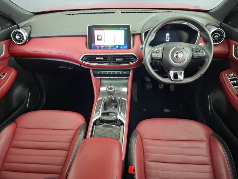 MG HS 1.5 T-gdi Exclusive Red #3