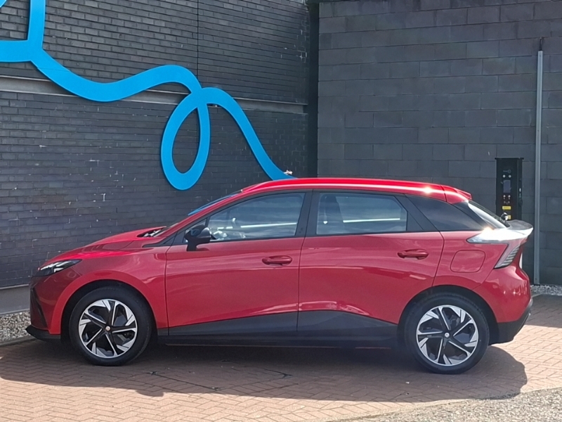MG MG4 150Kw Se Ev Long Range 64Kwh Red #4