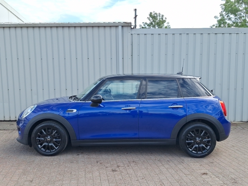 Mini Hatch 1.5 Cooper Classic II DE69FSD Blue #4