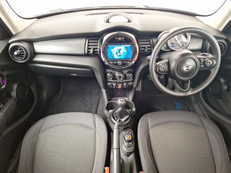 Mini Hatch 1.5 Cooper Classic II SB68WBW White #3