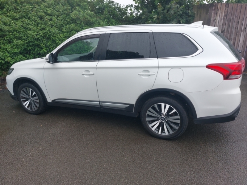 Mitsubishi Outlander 2.0 Design Cvt White #4