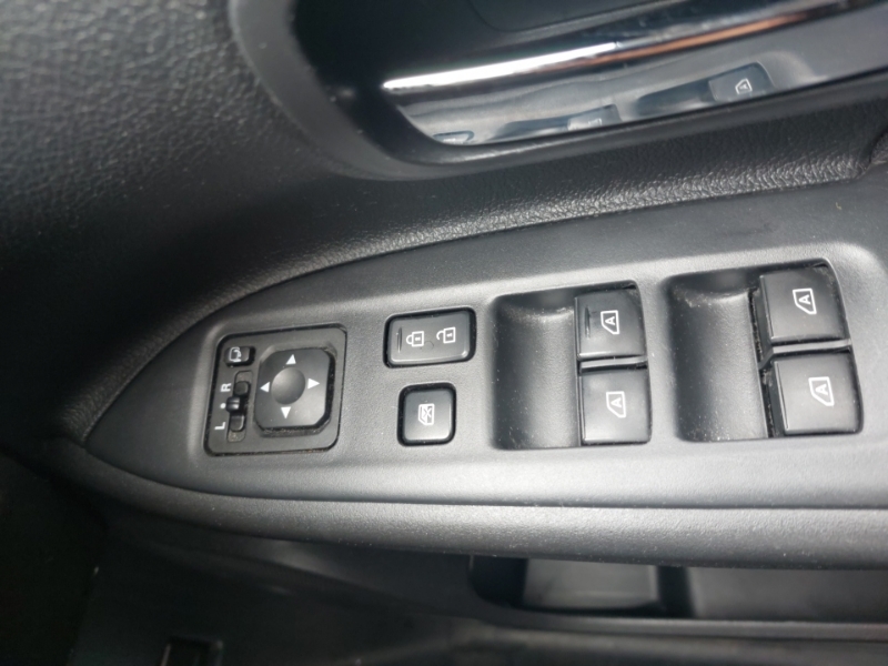 Mitsubishi Outlander 2.4H Twinmotor 13.8Kwh Design Cvt 4Wd Euro 6 Ss  #15