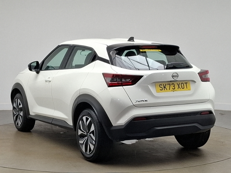 Nissan Juke 1.0 Dig-t 114 Acenta Dct White #2
