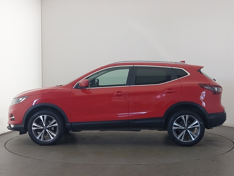 Nissan Qashqai 1.3 Dig-t N-connecta Glass Roof Pack Red #4