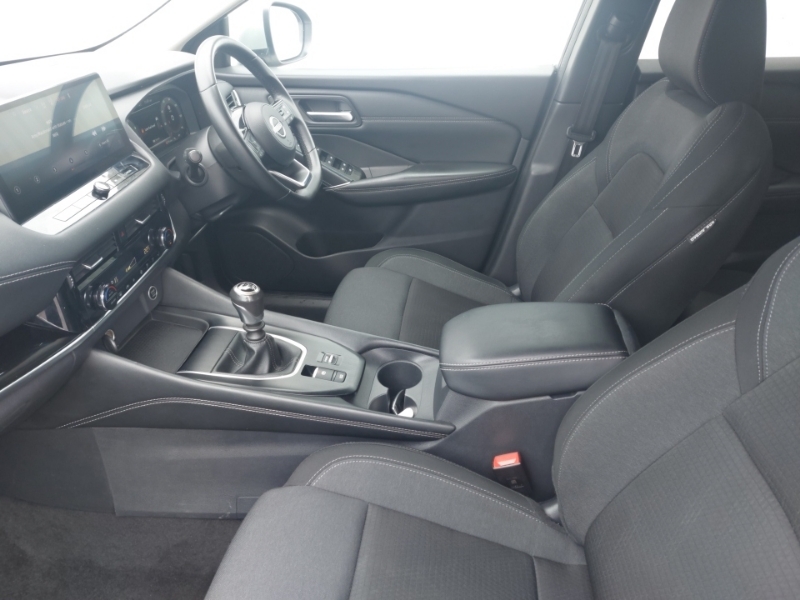 Nissan Qashqai 1.3 Dig-t Mh N-connecta Silver #5