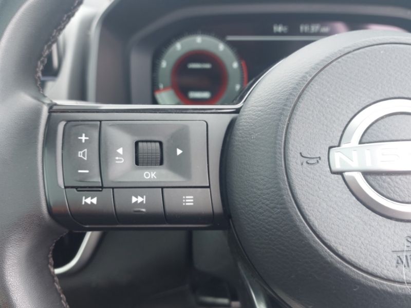 Nissan Qashqai 1.3 Dig-t Mh N-connecta Silver #12