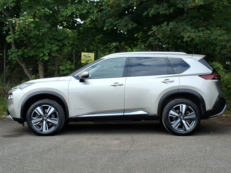 Nissan X-Trail 1.5 E-power 204 Tekna Xtronic Silver #4