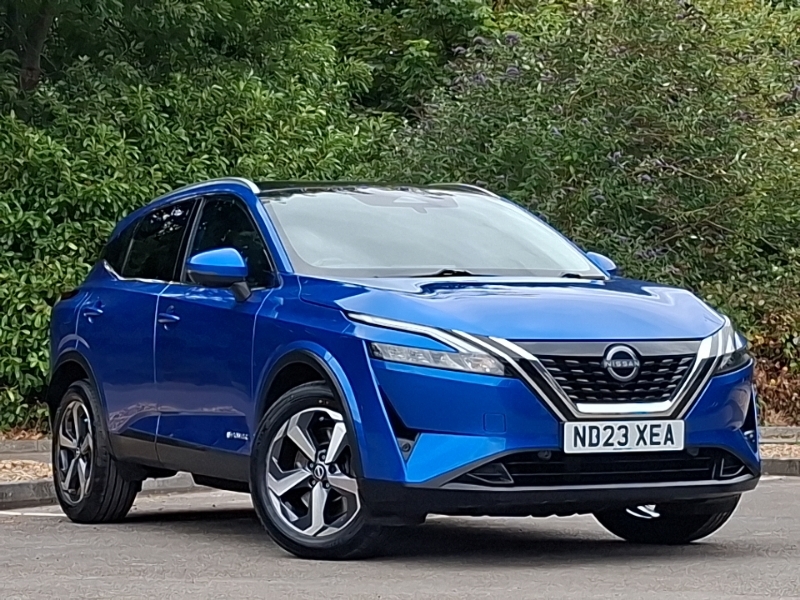 Nissan Qashqai 1.5 E-power N-connecta Glass Roof Blue