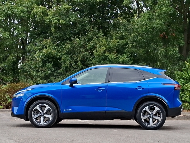 Nissan Qashqai 1.5 E-power N-connecta Glass Roof Blue #4