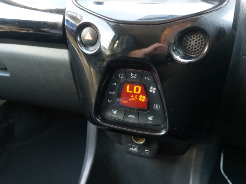 Peugeot 108 1.0 Allure Top Euro 6 Ss Red #15