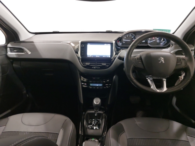 Peugeot 2008 1.2 Puretech 110 Allure Premium Eat6 Grey #3