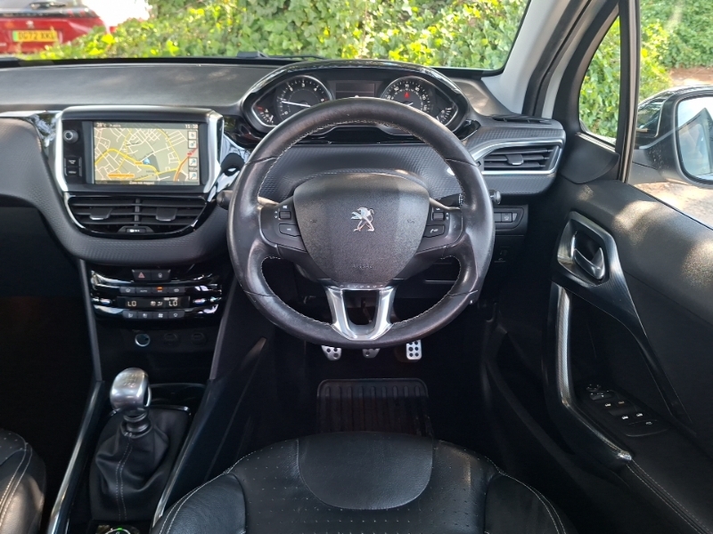 Peugeot 2008 1.2 Vti Allure Euro 5 White #8