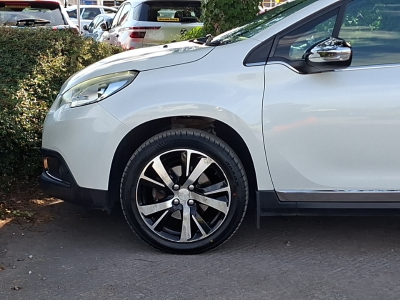Peugeot 2008 1.2L 1.2 Vti Allure Euro 5  #19