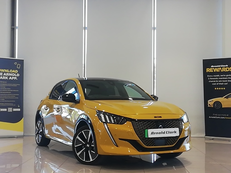 Peugeot e-208 100Kw Gt 50Kwh Yellow