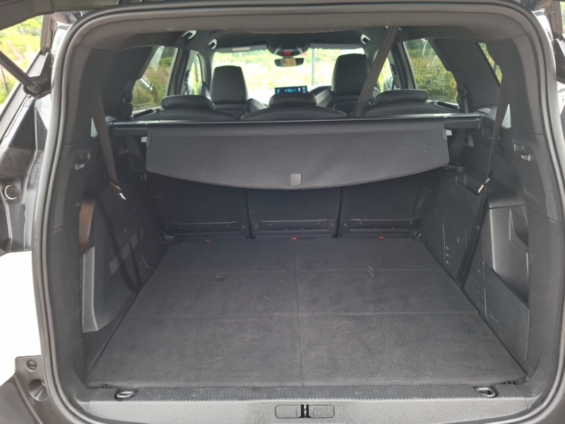 Peugeot 5008 1.5 Bluehdi Gt Eat8 FV23EHP White #4