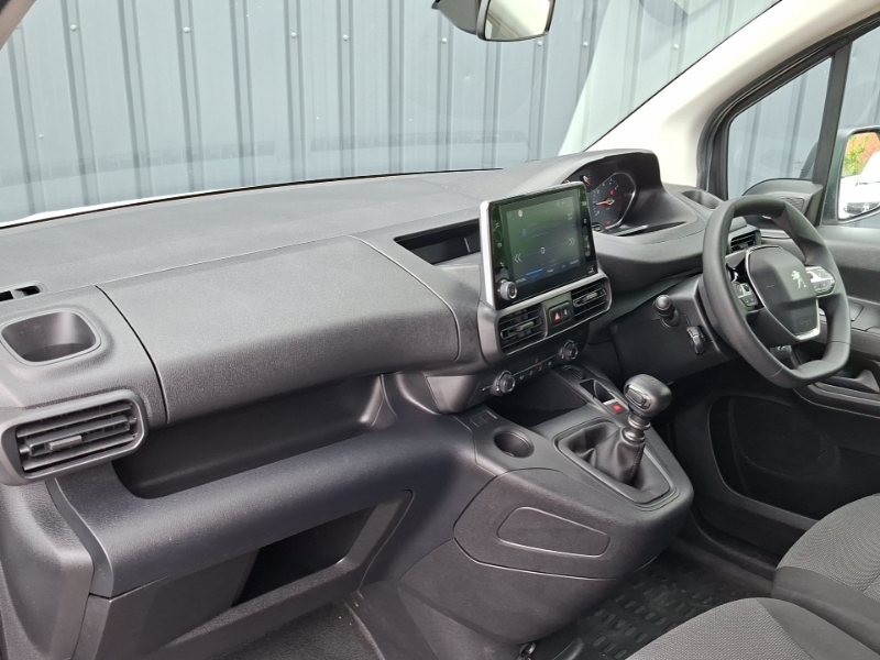 Peugeot Partner 1000 1.5 Bluehdi 100 Professional Prem Van 6 Spd White #3