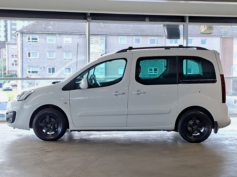 Peugeot Partner Tepee 1.6 Bluehdi 100 Active White #4