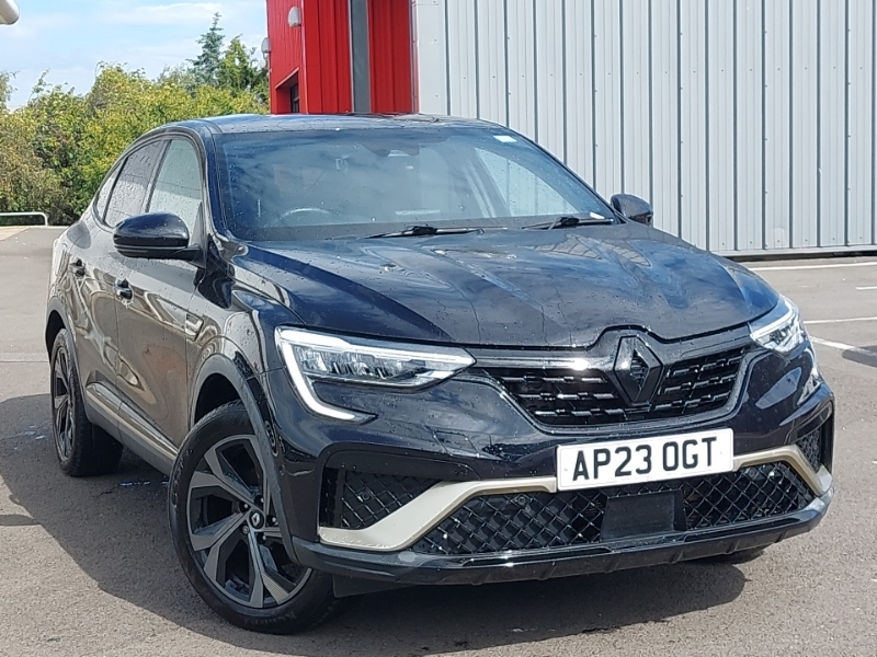 Renault Arkana 1.6 E-tech Full Hybrid 145 Engineered Black
