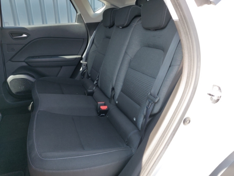Renault Captur 1.0 Tce 100 Play White #6