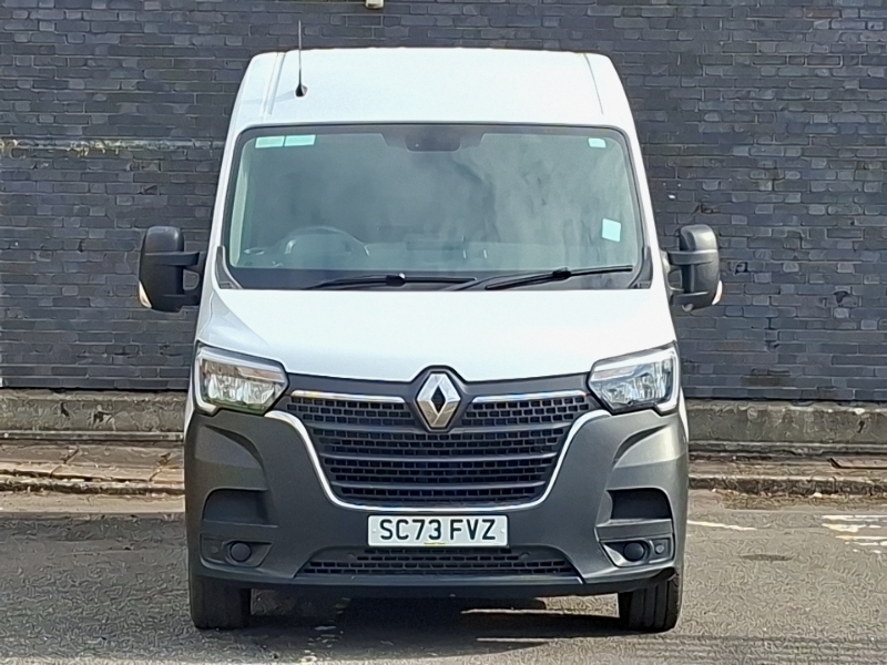 Renault Master Mm35 Blue Dci 135 Start Medium Roof Van White