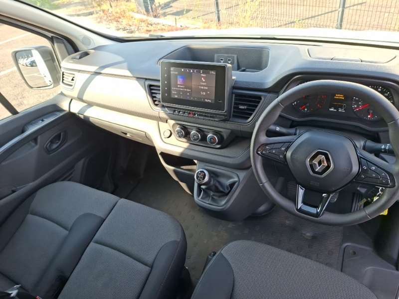 Renault Trafic Ll30 Blue Dci 130 Advance Safety Van White #3