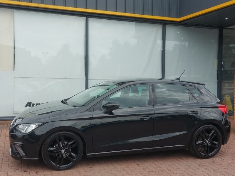 Seat Ibiza 1.0 Tsi 95 Fr Black #4