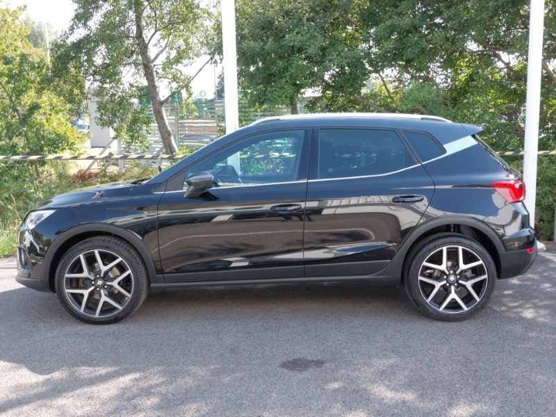Seat Arona 1.0 Tsi 115 Fr Sport Ez Dsg Black #4