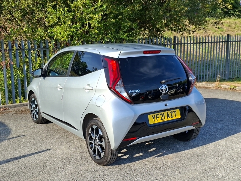 Toyota Aygo 1.0 Vvt-i X-trend Tss Silver #2