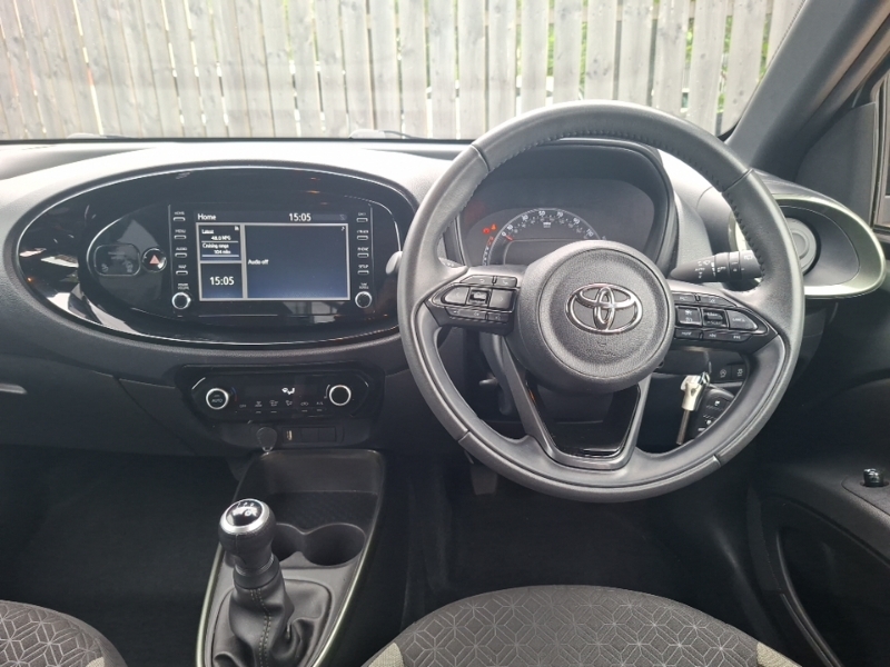 Toyota Aygo X 1.0 Vvt-i Edge Hatchback X-shift Euro 6 Red #8