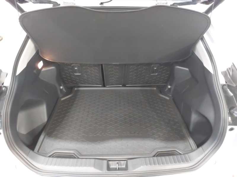 Toyota Yaris Cross 1.5 Hybrid Excel Cvt White #17