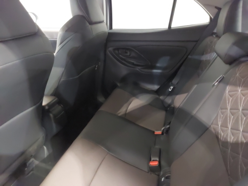 Toyota Yaris Cross 1.5 Hybrid Excel Cvt Silver #6