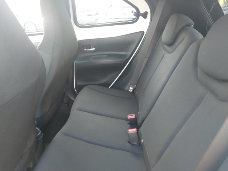 Toyota Aygo X 1.0 Vvt-i Edge White #6