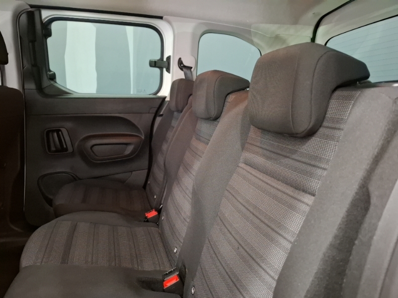 Vauxhall Combo Life 1.5 Turbo D Energy 7 Seat White #6