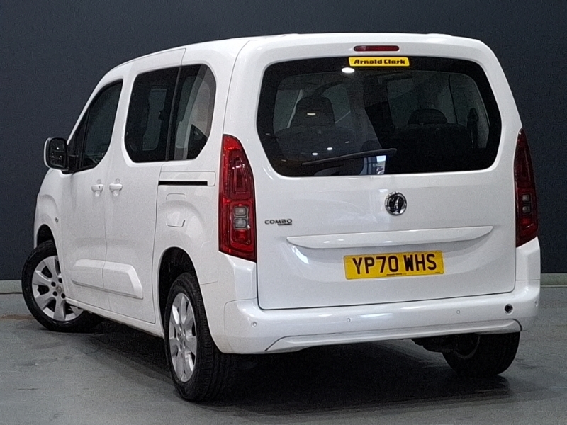 Vauxhall Combo Life 1.5 Turbo D Energy 7 Seat White #2