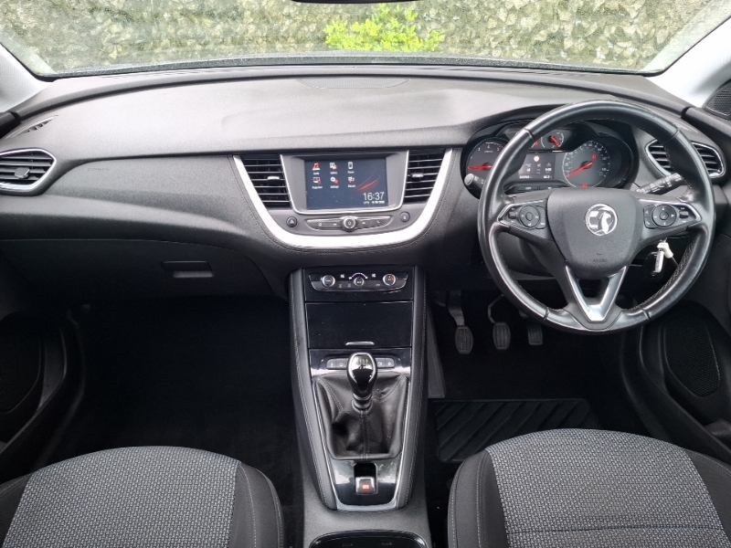 Vauxhall Grandland X 1.5 Turbo D Se Grey #3