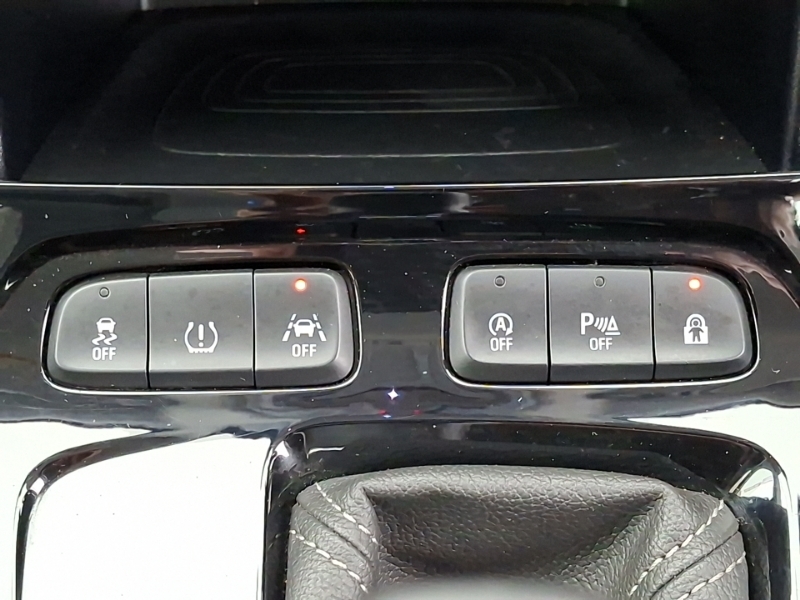 Vauxhall Grandland X 1.2 Turbo Sri Nav Red #17