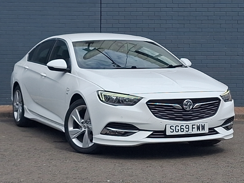Vauxhall Insignia 2.0 Turbo D Sri Vx-line Nav White