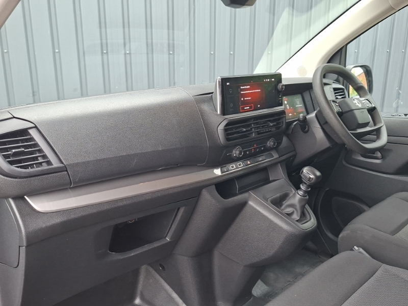 Vauxhall Vivaro 1.5 Turbo D 120 Prime H1 Van White #3