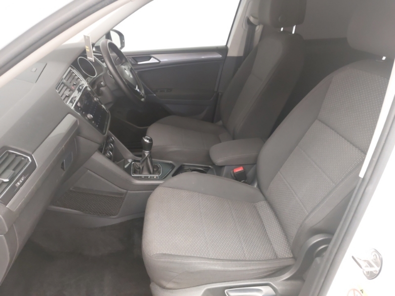 Volkswagen Tiguan Allspace 2.0 Tdi Match White #5