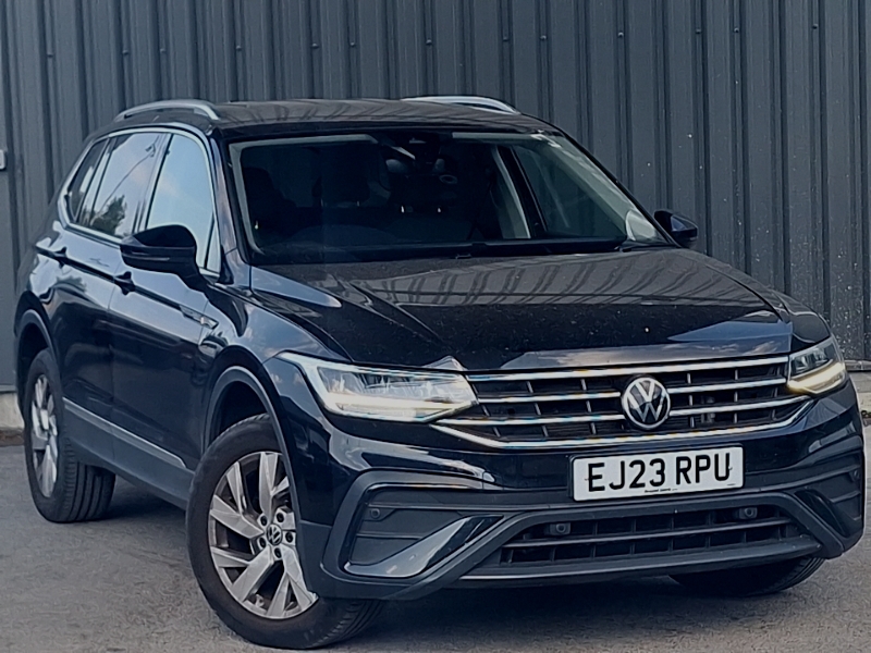 Volkswagen Tiguan Allspace 1.5 Tsi Life Dsg Black