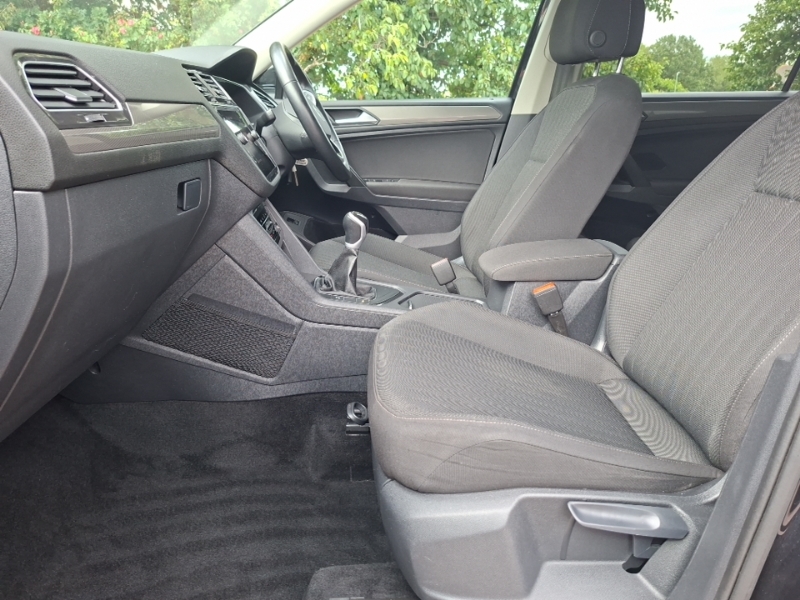 Volkswagen Tiguan Allspace 1.5 Tsi Life Black #5